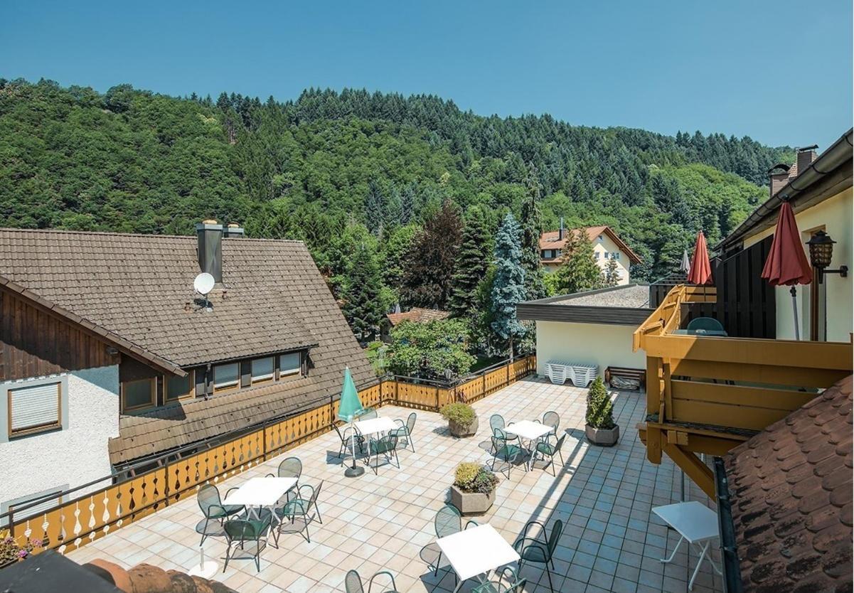 Hotel Restaurant Freihof Oberharmersbach Buitenkant foto