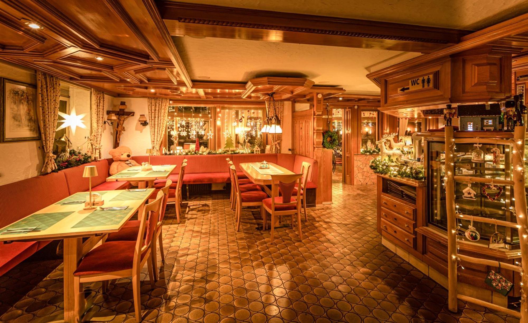 Hotel Restaurant Freihof Oberharmersbach Buitenkant foto