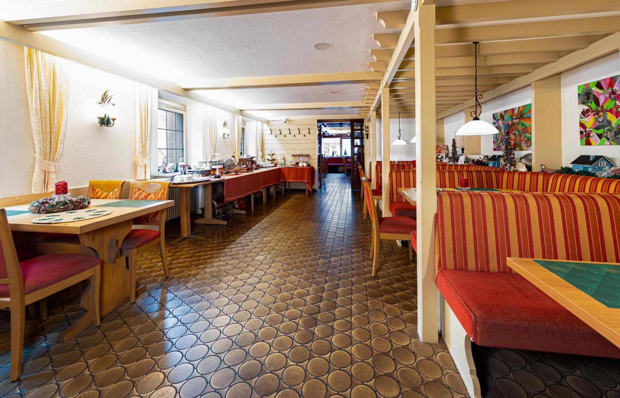 Hotel Restaurant Freihof Oberharmersbach Buitenkant foto